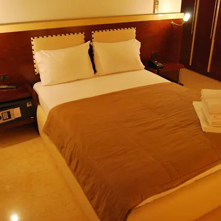 Panorama Hotel 4*