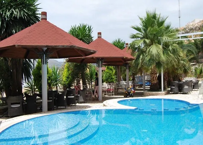 Hotel Panorama Sarande 4*